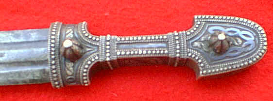 DEGA007.jpg (92980 bytes)