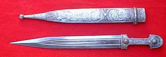 KINDJ025.jpg (60772 bytes)