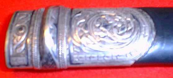 dagF005.jpg (70196 bytes)