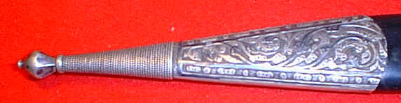 dagF006.jpg (77260 bytes)